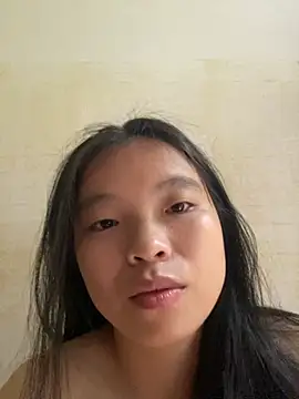 Snapshot of viluna chatting on 10.01.25 viluna online show from 10.01.25