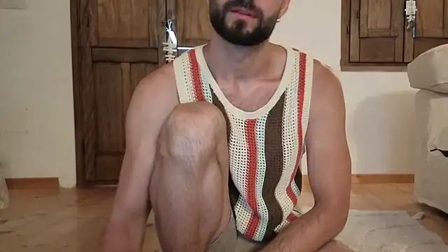 Snapshot of Amicisegreti chatting on 06.19.26 Amicisegreti online show from 06.19.26
