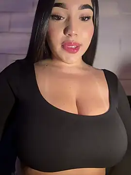 SofiaWildee online show from 02.08.26