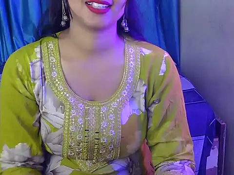 priya-kumari22 online show from 11.10.25
