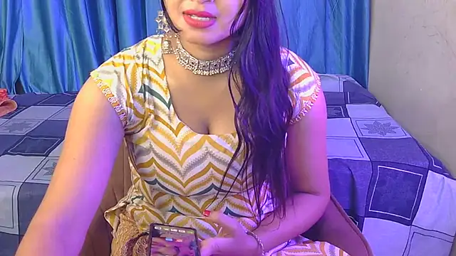 priya-kumari22 online show from 11.22.25