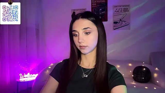 LinaMour online show from 03.22.26