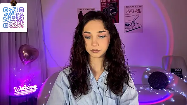 LinaMour online show from 05.25.26