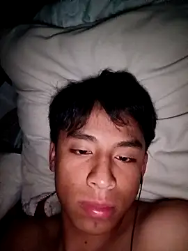 Snapshot of nova0809 chatting on 10.20.25 nova0809 online show from 10.20.25