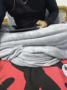 yazinyazin1 online show from 11.20.25