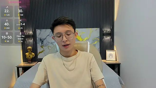 SantiagoRusso18 online show from 10.03.25