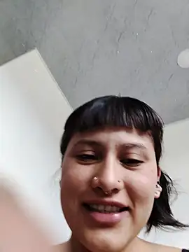 Eva Clark01 online show from 11.16.25