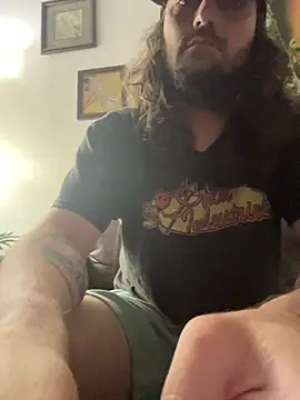 Snapshot of crashnasty chatting on 03.31.26 crashnasty online show from 03.31.26