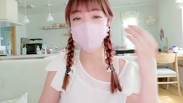 Snapshot of SUZU_1201 chatting on 07.26.26 SUZU 1201 online show from 07.26.26
