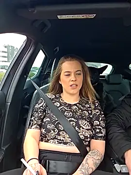 Luna Lynn online show from 03.25.26