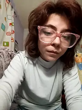 Snapshot of queencobra18_ chatting on 11.21.25 queencobra18 online show from 11.21.25