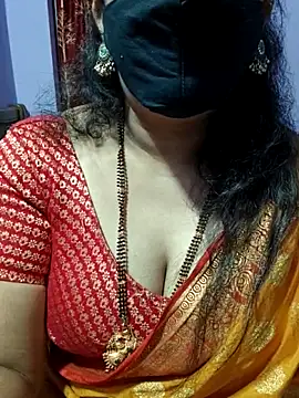 luci-queen online show from 10.09.25