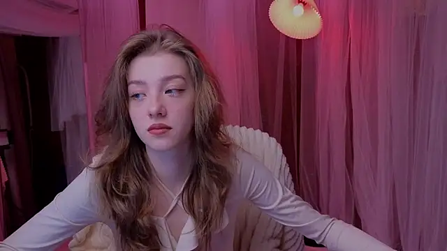 AstraMist online show from 11.17.25