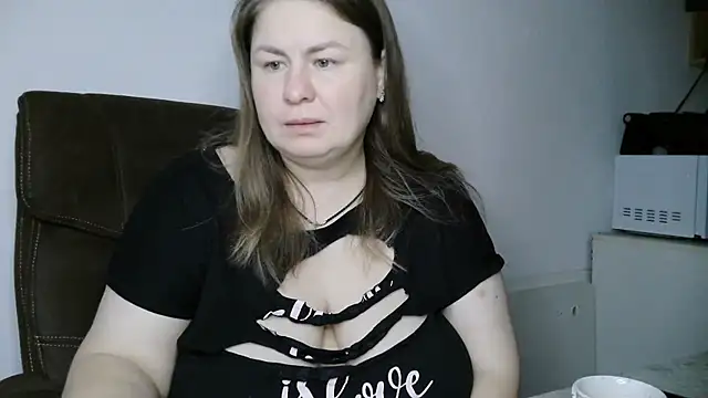 MartaXLove online show from 11.15.25