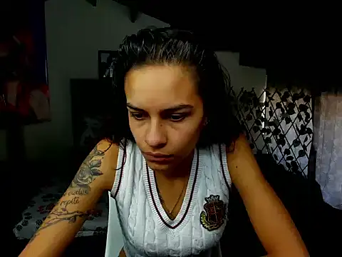 Skylovershot online show from 11.27.25