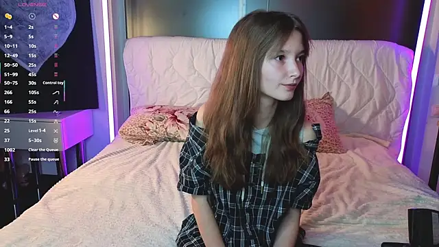 DongMolt online show from 09.18.25