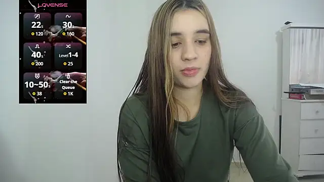 Snapshot of Ambar_lynn chatting on 10.17.25 Ambar lynn online show from 10.17.25