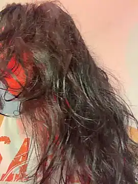 Snapshot of emycarver09 chatting on 02.23.26 emycarver09 online show from 02.23.26