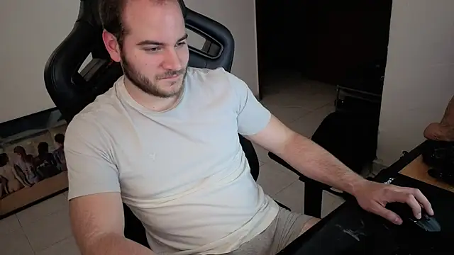 Snapshot of Paul00474 chatting on 09.24.25 Paul00474 online show from 09.24.25