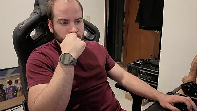 Snapshot of Paul00474 chatting on 09.27.25 Paul00474 online show from 09.27.25