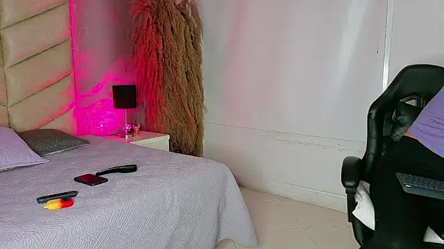 samiradoll online show from 12.15.25