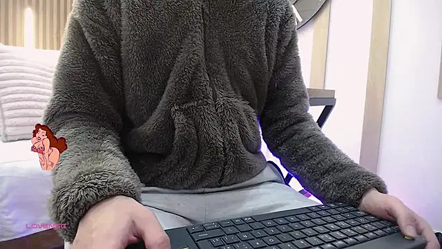 ArianaSantana online show from 11.19.25