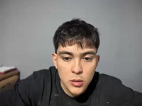 Snapshot of ivy_xo chatting on 10.07.25 ivy xo online show from 10.07.25