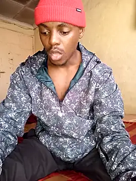 Snapshot of Hluga_25 chatting on 10.31.25 Hluga 25 online show from 10.31.25