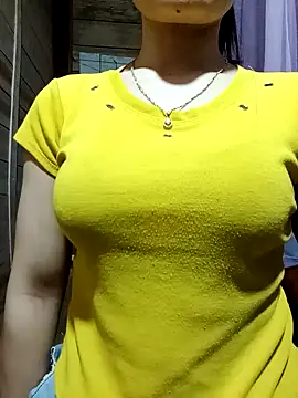 LucyyLy online show from 10.01.25