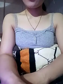 Snapshot of LucyyLy chatting on 01.15.26 LucyyLy online show from 01.15.26