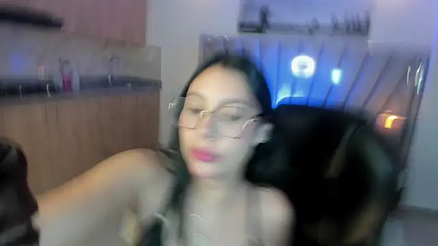 Snapshot of amara_foxx chatting on 06.21.26 amara foxx online show from 06.21.26