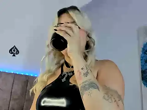 naomi sanz online show from 04.04.26