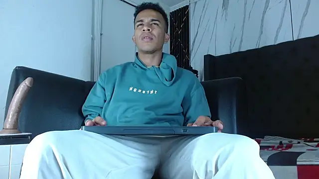 aston xvera online show from 01.06.26