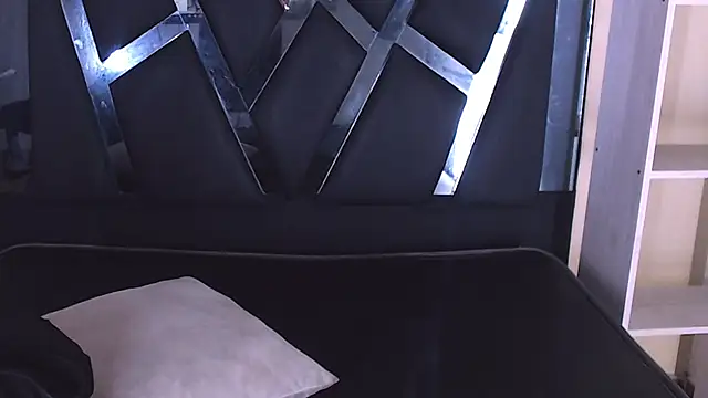 aston xvera online show from 01.10.26