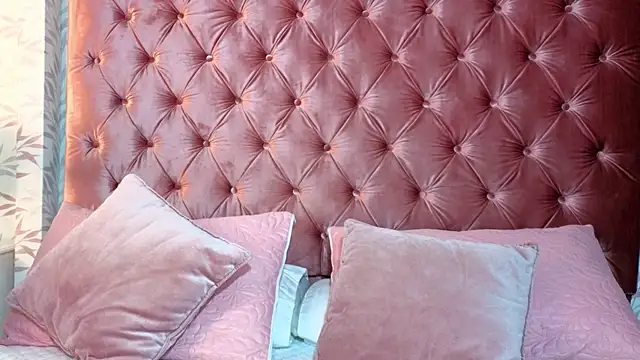 Snapshot of cherry_canndy_ chatting on 09.11.25 cherry canndy  online show from 09.11.25