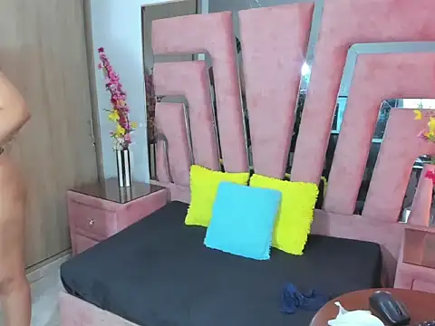 MaraKarly online show from 03.24.26