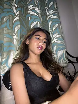 Snapshot of STRIP_GLOW chatting on 02.20.26 STRIP GLOW online show from 02.20.26