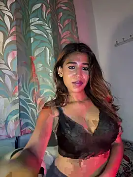 Snapshot of STRIP_GLOW chatting on 03.28.26 STRIP GLOW online show from 03.28.26