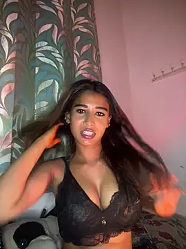 Snapshot of STRIP_GLOW chatting on 03.29.26 STRIP GLOW online show from 03.29.26