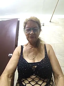 MaryLunne online show from 09.30.25