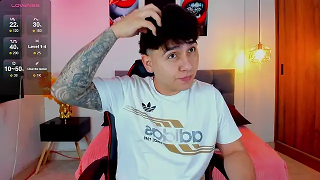 Snapshot of Nicolas_James_Sc chatting on 02.24.26 Nicolas James Sc online show from 02.24.26