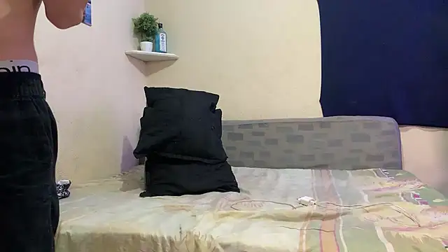 Snapshot of Claracacheadaa chatting on 09.10.25 Claracacheadaa online show from 09.10.25