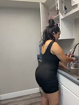 latina curvy22 online show from 10.01.25