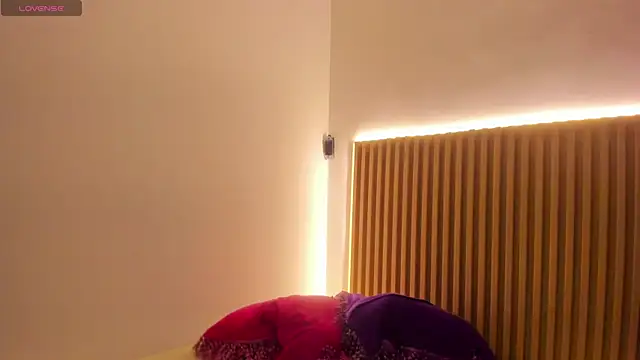 Alana 333 online show from 12.16.25