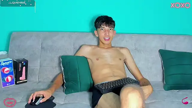 Maikol Ortiz online show from 10.15.25