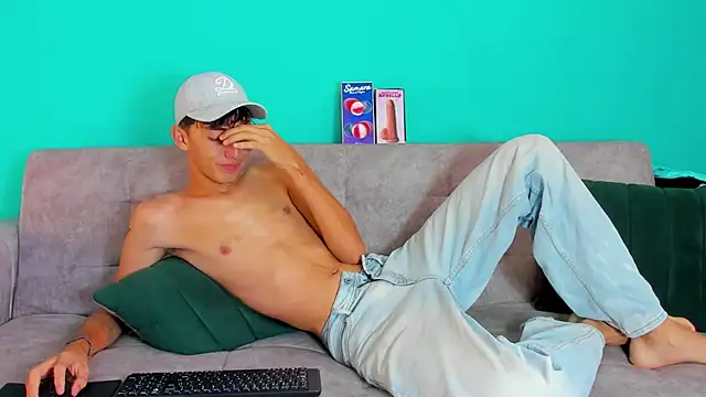 Maikol Ortiz online show from 10.24.25