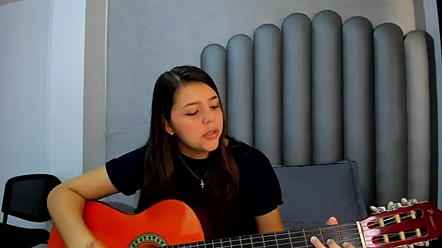 Charlotte-Star online show from 11.13.25