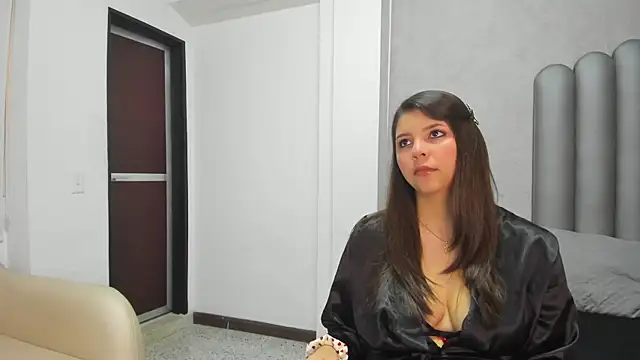 Charlotte-Star online show from 11.19.25