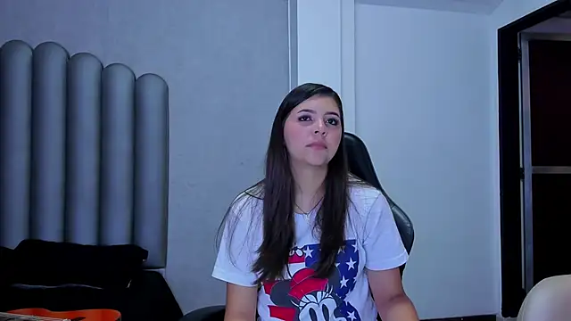 Charlotte-Star online show from 11.28.25