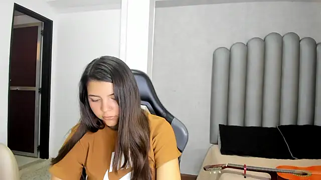 Charlotte-Star online show from 01.08.26